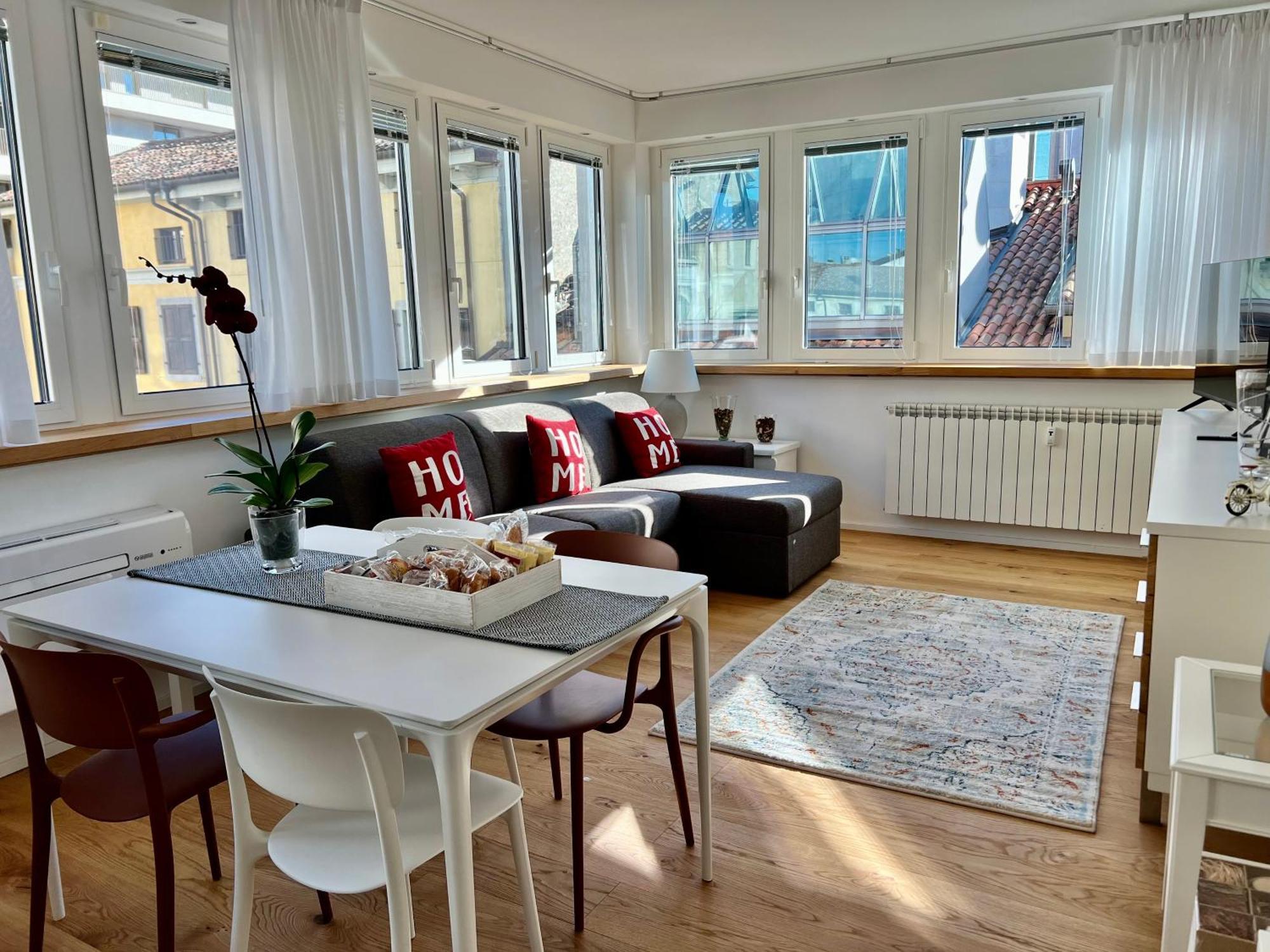 Conte Cavour Apartment Udine Ngoại thất bức ảnh